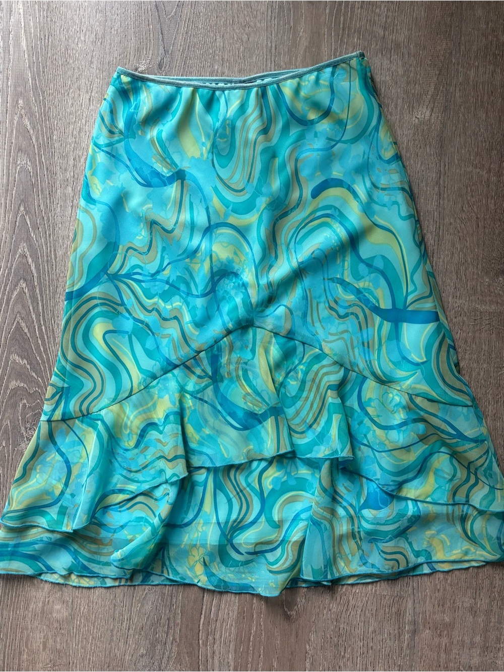 Y2K Women’s Aqua Swirl Ruffle Midi Skirt